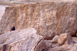 Large braid-bar gravel crossbeds (up to 3m thick) in the Buchanan Lake Formation.